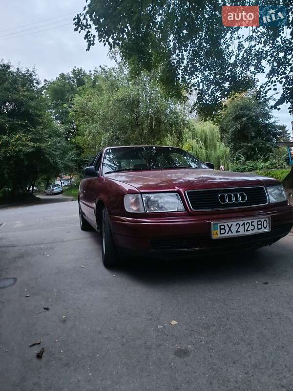 Седан Audi 100 1993 в Хмельницком