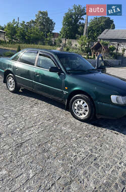 Седан Audi 100 1993 в Кельменцях