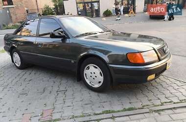 Седан Audi 100 1992 в 