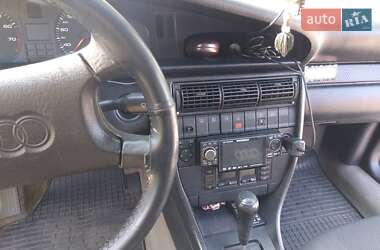 Седан Audi 100 1992 в 