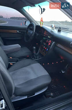 Седан Audi 100 1992 в 