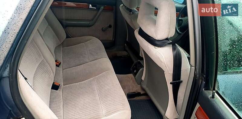 Audi 100 1990