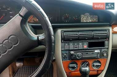Седан Audi 100 1990 в 