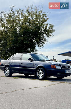 Седан Audi 100 1994 в Кременчуге