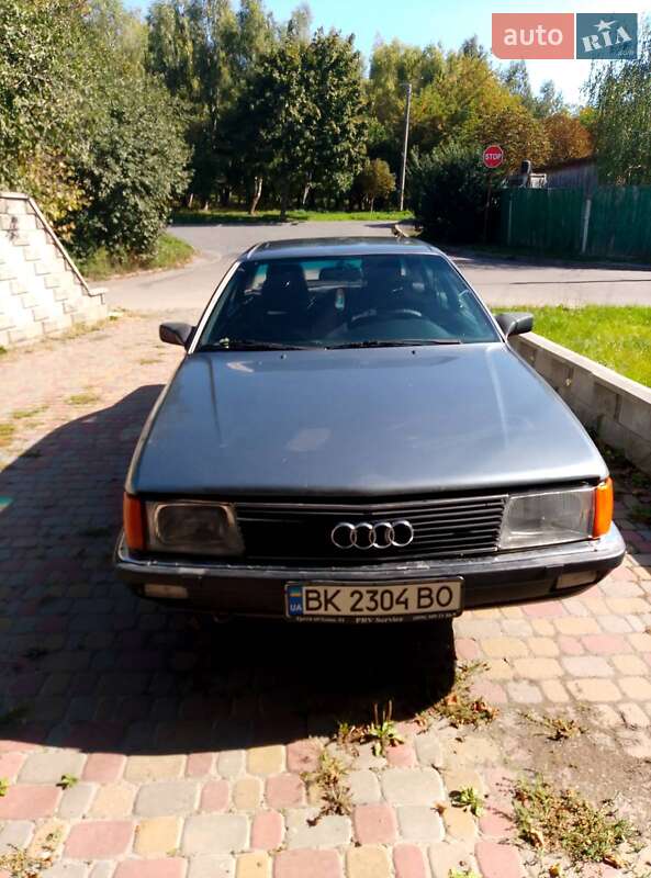 Audi 100 1984