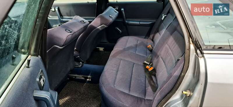 Седан Audi 100 1988 в Сумах