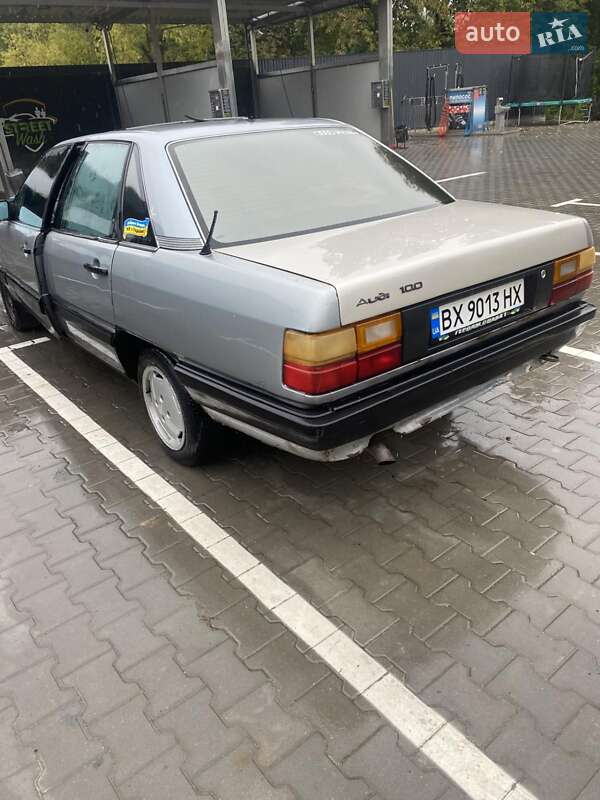 Audi 100 1986