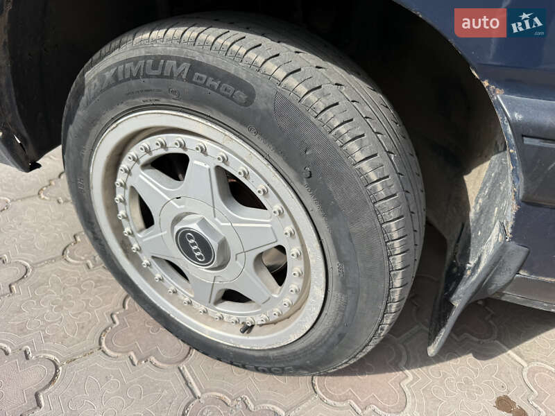 Седан Audi 100 1987 в Днепре