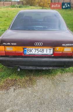 Седан Audi 100 1988 в Рівному