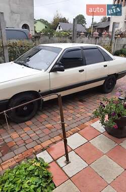 Седан Audi 100 1990 в Чорткові