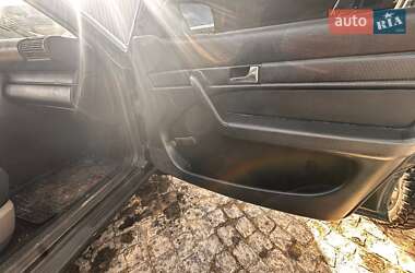 Седан Audi 100 1992 в Скалаті
