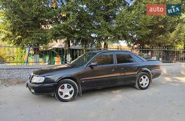 Седан Audi 100 1992 в Залещиках