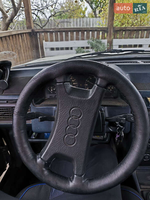 Седан Audi 100 1986 в Смеле