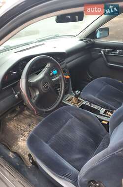 Седан Audi 100 1993 в 