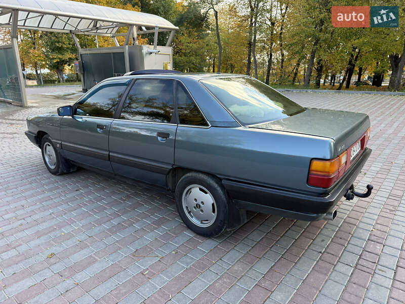 Седан Audi 100 1990 в Ладыжине фото 6 Седан Audi 100 1990 в Ладыжине