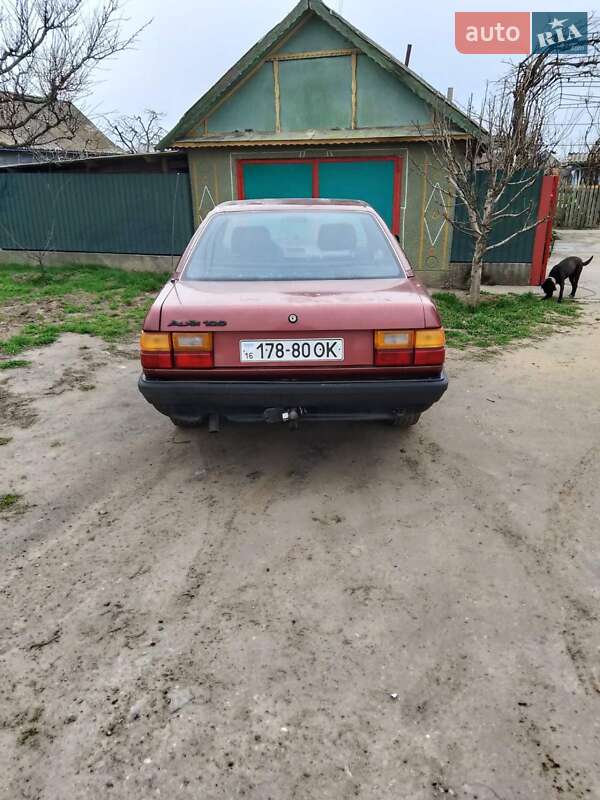 Седан Audi 100 1985 в 