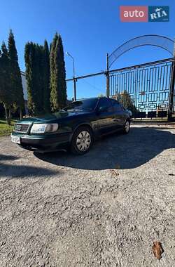 Седан Audi 100 1992 в 