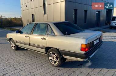 Седан Audi 100 1987 в  фото 6 Седан Audi 100 1987 в