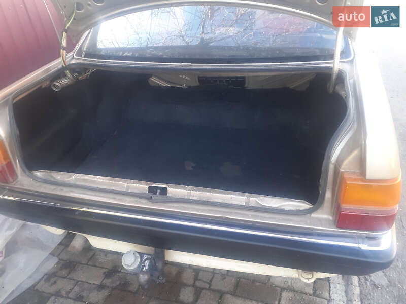 Седан Audi 100 1983 в Ярмолинцах фото 8 Седан Audi 100 1983 в Ярмолинцах