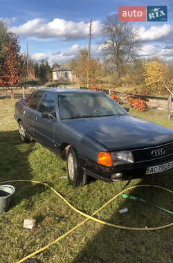 Седан Audi 100 1988 в Маневичах Седан Audi 100 1988 в Маневичах