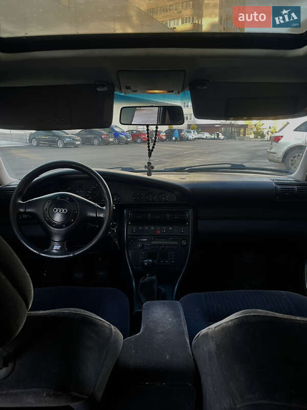 Седан Audi 100 1992 в Черкассах