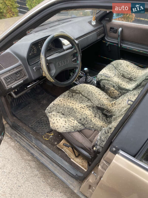 Седан Audi 100 1984 в Луцке фото 4 Седан Audi 100 1984 в Луцке