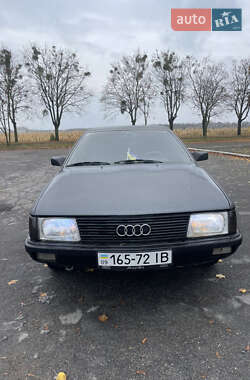Седан Audi 100 1983 в Владимире