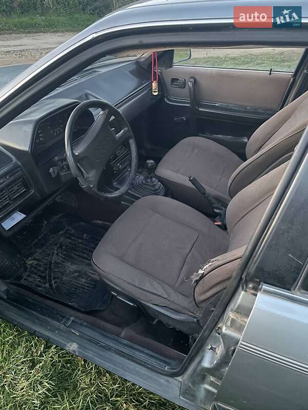 Седан Audi 100 1984 в Тлумачі фото 6 Седан Audi 100 1984 в Тлумачі