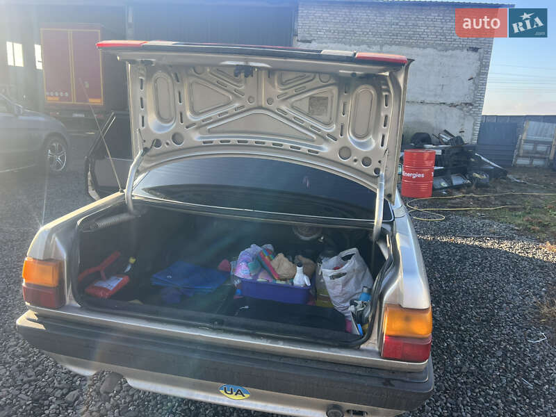 Седан Audi 100 1986 в Луцке фото 22 Седан Audi 100 1986 в Луцке
