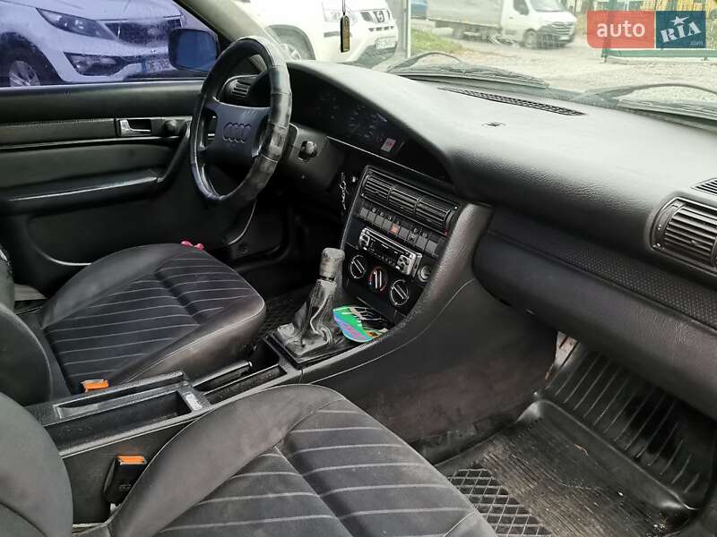 Седан Audi 100 1992 в Хмельницком