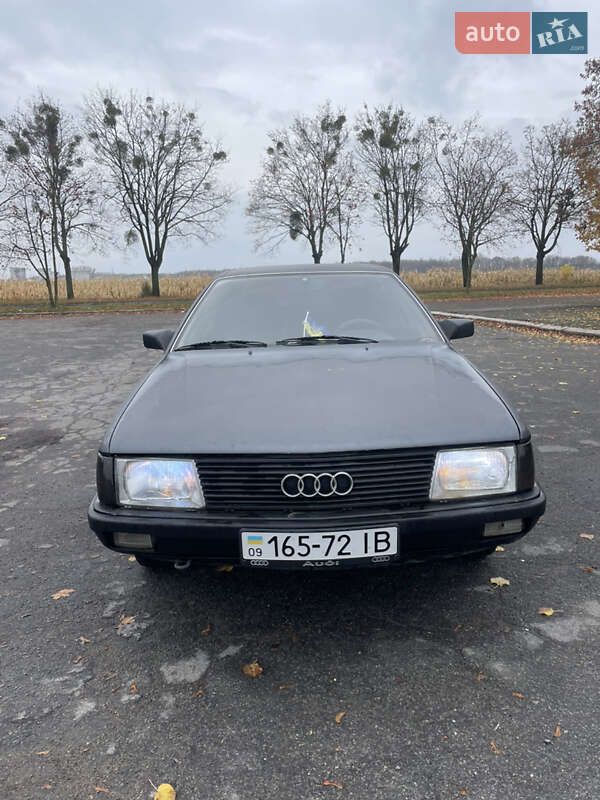 Audi 100 1983 Audi 100 1983