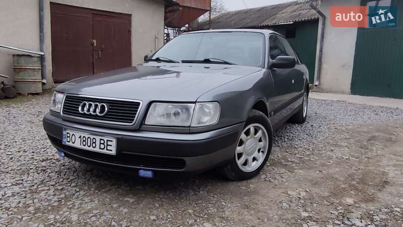 Седан Audi 100 1991 в Чорткове
