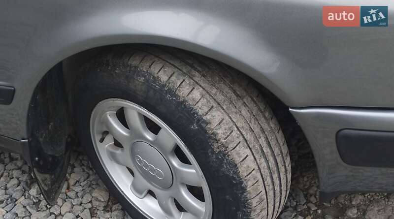 Седан Audi 100 1991 в Чорткове