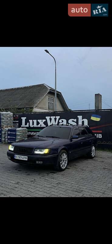 Audi 100 1993 Audi 100 1993