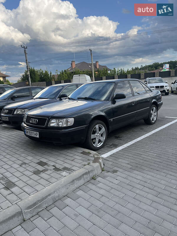 Седан Audi 100 1994 в Києві фото 17 Седан Audi 100 1994 в Києві
