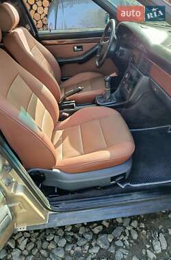 Седан Audi 100 1989 в Луцке