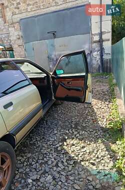 Седан Audi 100 1989 в Луцке
