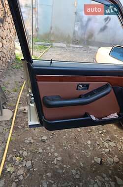 Седан Audi 100 1989 в Луцке