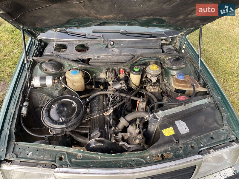 Седан Audi 100 1990 в Ровно