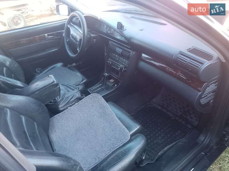 Универсал Audi 100 1994 в Вижнице