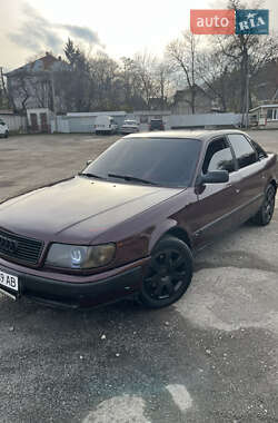 Седан Audi 100 1991 в Бучаче