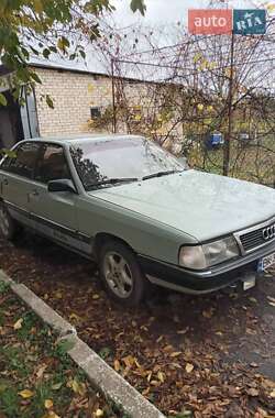 Седан Audi 100 1986 в Луцьку