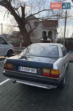 Седан Audi 100 1985 в Ірпені