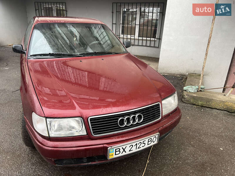 Седан Audi 100 1993 в Хмельницком