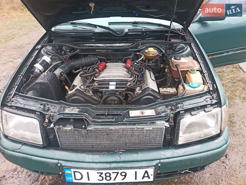 Седан Audi 100 1993 в Славутиче