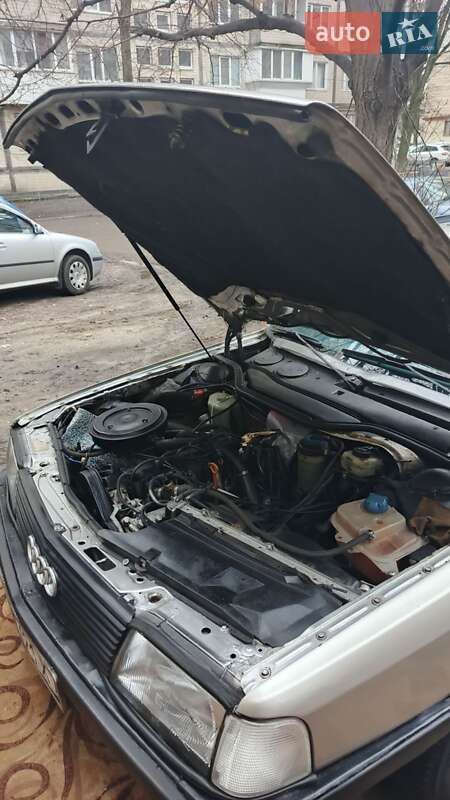 Универсал Audi 100 1983 в Киеве фото 3 Универсал Audi 100 1983 в Киеве