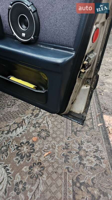 Универсал Audi 100 1983 в Киеве фото 27 Универсал Audi 100 1983 в Киеве