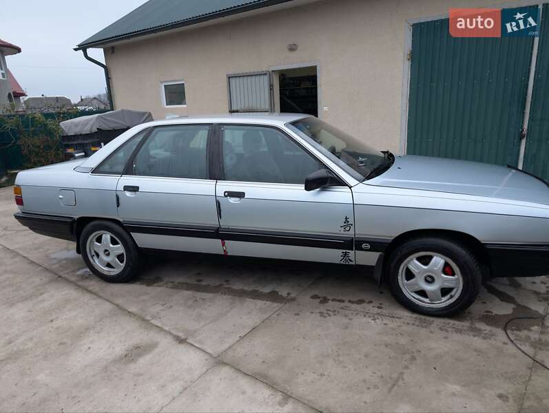 Седан Audi 100 1989 в Чорткове фото 3 Седан Audi 100 1989 в Чорткове