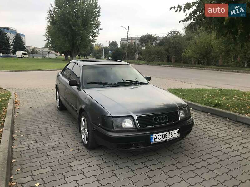 Седан Audi 100 1992 в Сокалі