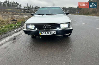 Седан Audi 100 1986 в Владимире